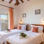 Hotel apartamentowy Sea Breeze &