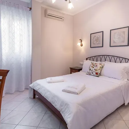 Aparthotel Sea Breeze & Agios Gordios (Corfu)