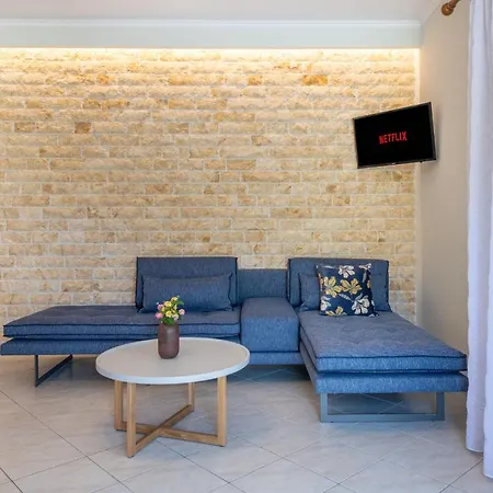 Sea Breeze Hotel&apartments 4*