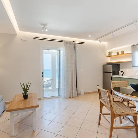 Sea Breeze & Aparthotel