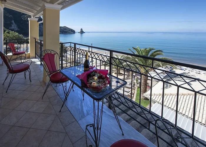 Sea Breeze & Ξενοδοχείο με διαμερίσματα 4*