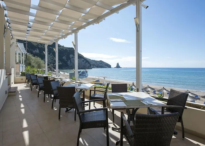 Ξενοδοχείο με διαμερίσματα Sea Breeze & 4*