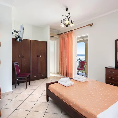 شقة فندقية Sea Breeze & 4*