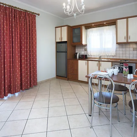 Sea Breeze & شقة فندقية آغيوس غوذيوس