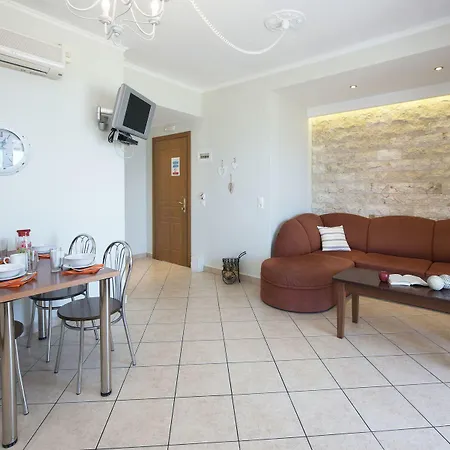 Sea Breeze & شقة فندقية آغيوس غوذيوس