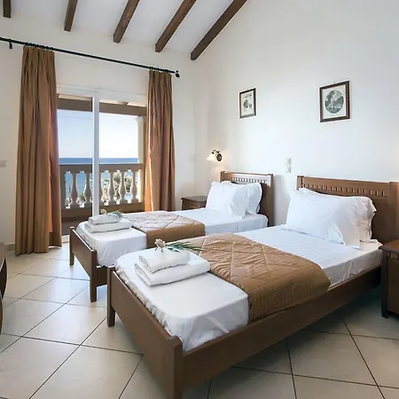 Apartmanhotel Sea Breeze & 4*