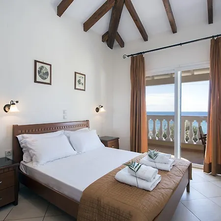 شقة فندقية Sea Breeze & 4*