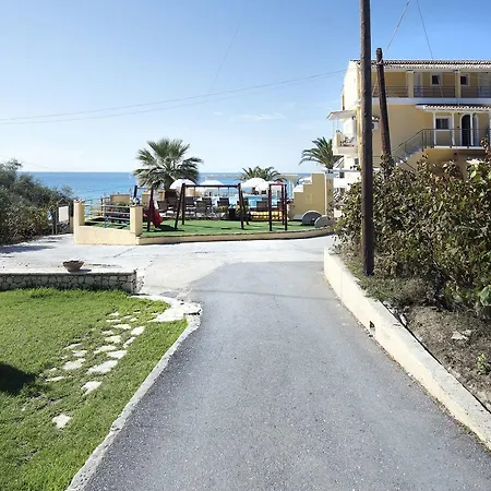 شقة فندقية Sea Breeze & 4*