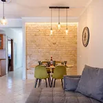 Lejlighedshotel Sea Breeze & 4*