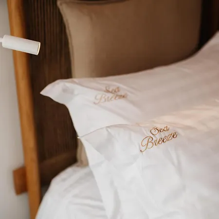 Sea Breeze & Apart Otel