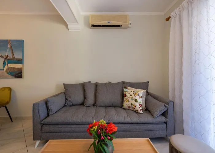 Sea Breeze & 4* Agios Gordios (Corfu)