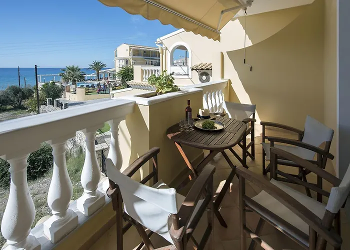 Sea Breeze & 4* Agios Gordios (Corfu)